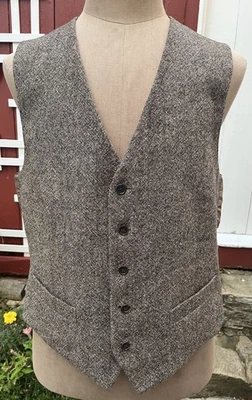 Brooks Brothers Regent Waistcoat Vest Men's 44 R Speckled Wool Tweed Belted - Image 1 of 4