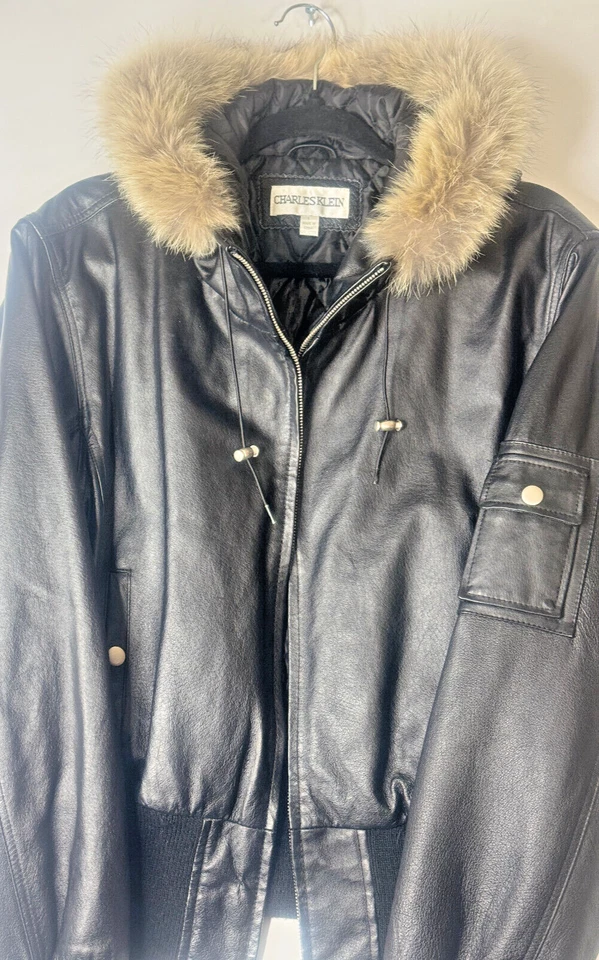 Chaqueta de bombardero de cuero Charles Klein vintage para mujer grande con capucha forrada de piel negra Foto 1 de 4