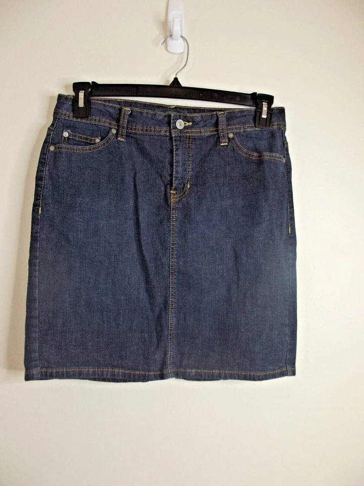 US Polo Assn Womens Denim JEAN SKIRT - Size 8 - Kick Pleat Flat Front - Image 1 of 4