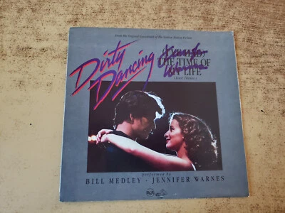 HAND SIGNED 1980s VG+ JENNIFER WARNES DIRTY DANCING SLEEVE ONLY 45 - Image 1 of 3