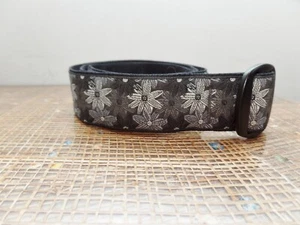 Bison Designs Womens Manzo Flower Belt Size Small - Picture 1 of 7