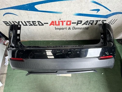 Cubierta de parachoques trasero Lexus NX200t NX300 2015 2016 2017 OEM AX98334 con orificios para sensores Foto 1 de 4