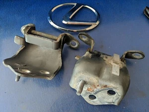 Lexus LX470 Rear Gate Hinge Hinges right left Pair 1998-2007 OEM lower - Picture 1 of 2
