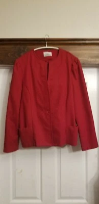 A Vintage Wool Ladies Suit with a Skirt and Jacket - Image 1 of 4