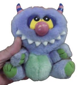 Vintage Kuddlee Uglee 6 Zoll Plüschtier My Pet Monster Tara Toys 80er selten lila Hörner - Bild 1 von 5