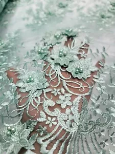 Salbei 3D Blumendesign bestickt mit Perlen in einem Netz Spitzenstoff von Yard Abschlussball - Bild 1 von 12