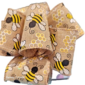 Luxury Wired-Edged RIBBON 2.5"/6.3cm Hessian Summer Bees, sold by meter - Picture 1 of 7