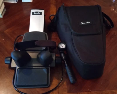 Dispositivo de tracción cervical Saunder con bomba y bolsa con manual de guía del usuario Foto 1 de 4