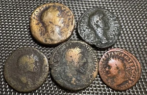 LOT DE 5 PIÈCES ROMAINES À IDENTIFIER  (1331) VOIR PHOTOS - Imagen 1 de 3