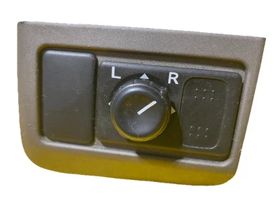 Nissan Infiniti I30 2000 interruptor de espejo retrovisor eléctrico OEM lado izquierdo derecho sedán Foto 1 de 4