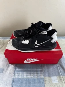 Nike Kyrie Low 5 TB Equipo Baloncesto Negro Blanco Para hombres Talla 8.5 - Imagen 1 de 11
