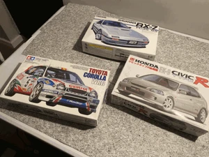 Lot of unbuilt 1980's car models - Tamiya, Fujimi & Aoshima Civic EK-9, RX7 &WRC - Picture 1 of 11