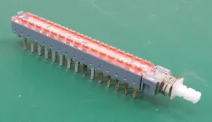 Nuevo interruptor eléctrico 10FUEE TA10UEE 10PDT 10 polos encendido-apagado (acción alternativa) interruptor, sin U - Imagen 1 de 1