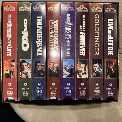 Deluxe Edition Bond 007 Gift Set VHS United Artist 1995 Sean Connery Classic - Image 1 of 4
