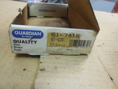 Передние дисковые тормозные колодки Mitsubishi Galant 4/88-89 61-533/329 BP-70 - Изображение 1 из 3