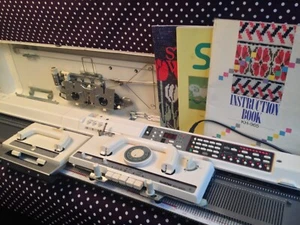 Brother Knitting Machine KH 965 Electroknit reconditioned with 1 year warranty - Picture 1 of 7