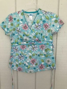 Simply Basic  Flower's Scrub Top Hospital Medical Nursing Uniform XS - Picture 1 of 5