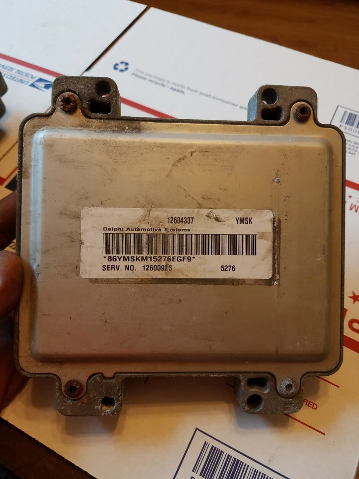  Chevrolet Impala or Malibu ecm ecu computer 12604337 - Image 1 of 1