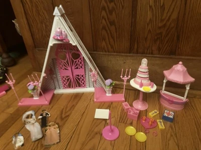 BARBIE 1991 Capela Dia do Casamento #7217 Festa de Noivado Chuveiro de Noivado 7627 7268 - Imagem 1 de 4