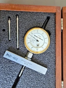 Beautiful Brown & Sharpe 8241-961 No. 609 Depth Micrometer in Case - CALIBRATED - Picture 1 of 1