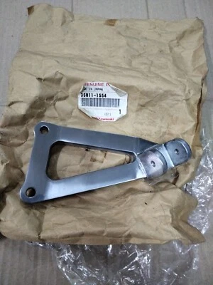 Kawasaki Zx7 Varie Versioni. Porta Pedana Posteriore Sx Cod 35011-1554 - Immagine 1 di 4