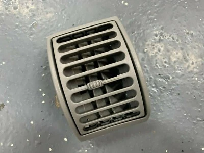 95-98 CHEVY SILVERADO GMC TRUCK DASH HEATER VENT GREY L SUBURBAN TAHOE - Image 1 of 4
