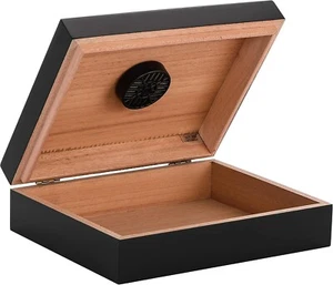 Traveler 20 Cigar Capacity Travel Humidor, Black - Picture 1 of 6