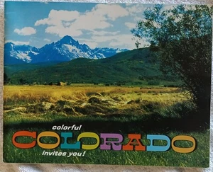 Colorful Colorado Invites You! 50 Page Book Published Before 1977 - Foto 1 di 9