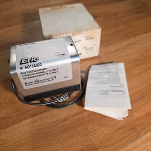 ERIE CONTROLS SCHNEIDER VT2211G13A020 24V 1/2" SWEAT 2-WAY POPTOP VALVE ACTUATOR - Picture 1 of 6