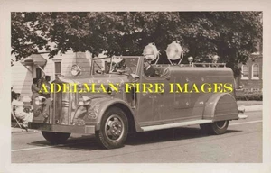Foto muy antigua de aparato contra incendios, Newtown Pennsylvania Ward LaFrance 3792-SP686 - Imagen 1 de 2