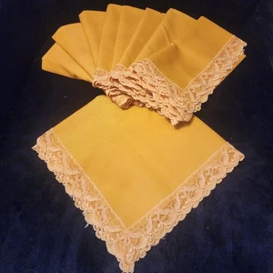 9er Set MCM Senfgelb Stoffservietten mit Spitzenborte Formell Esszimmer Dekor - Bild 1 von 7
