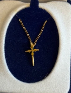 Bellissima collana catena croce tono oro - Foto 1 di 4