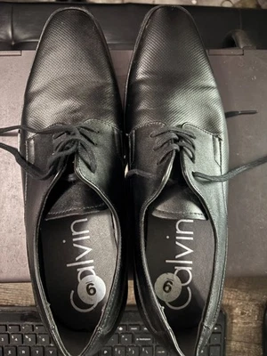 Calvin Klein "Brodie" 34F4072 男式皮革正装鞋 9M 码黑色 — 第 1/4 张图片