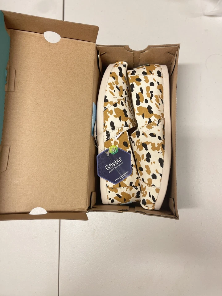 Toms Shoes Alpargata Flats Womens Size 6.5 Buckthorn Brown Abstract Cow P14