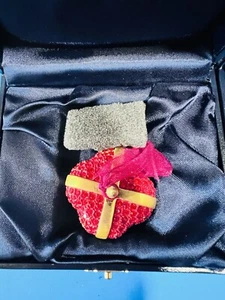 Disney Arribas Brothers Retired King Mickey Mouse Swarovski Crystal Hat Ornament - Picture 1 of 5