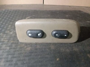 Ford Maverick 2005 LHD 2.3 110kw Front right door window control switch button - Picture 1 of 4