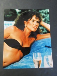 LOIS CHILES - JAMES BOND GIRL - AUTOGRAPH 8X10 COLOR PHOTO with COA - Picture 1 of 2