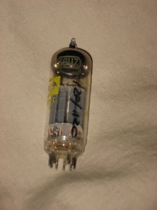 6GU7 Dual Triode Röhre, getestet - Bild 1 von 3