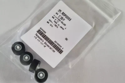 Technics Pinch 4 x Rollers  RS-AZ6, AZ7 , BX501,BX646 ,TR373,TR474 ,TR575+++ - Image 1 of 4