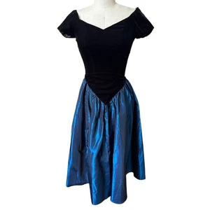 Vintage 80s Velvet & Taffeta Dropwaist Midi Princess Party Dress Size 4 - Picture 1 of 5