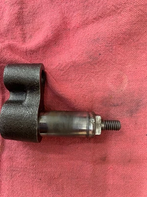 Muncie 4 Speed  Shift Shaft Selector Lever 5/16-18 Stud GM 3831709 - Image 1 of 4