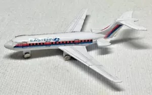 Zee Toys EASTERN AIRLINES Vickers VC-10 Diecast PASSENGER JET 1:600 1980’s - Bild 1 von 3