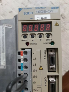 SGDH-10DE-OY Ver.71B45 SPS OMRON 400V 1Kw Servopaket ok Test SPS OMRON YASKAWA - Bild 1 von 8