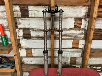 1975 Yamaha YZ80 передние вилки тройное дерево YZ 80 - Изображение 1 из 4