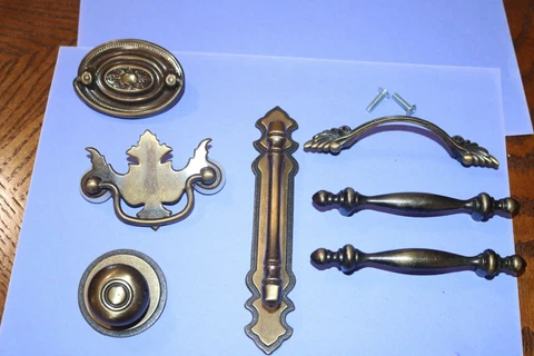 lot of Vintage Metal Pull  Handle  Drawer pulls Cover