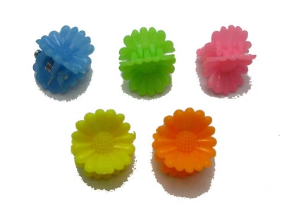 100 Mixed Color Sunflower Plastic Mini Hair Claw Clamps Small Hair Clips 12X12mm - Image 1 of 4
