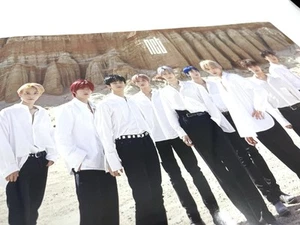 NCT Poster Set 12 Poster und ein Stickerbogen. 16,5 Zoll x 12 Zoll K-Pop Poster - Bild 1 von 13