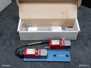 IDEM Guard Locking Switch KLP-201002 1/2" NPT 24V - Bild 1 von 3