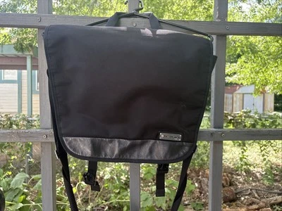 Victorinox Swiss Army Black Crossbody Messenger Bag Shoulder Organizer 13x13 - Image 1 of 4