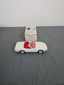 Vintage AMT ERTL CHEVROLET CORVETTE CONVERTIBLE "AMERICA CORVETTE" - Picture 1 of 8